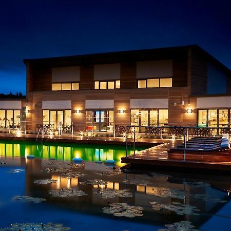 Love2Stay Glamping Resort Shrewsbury Ngoại thất bức ảnh