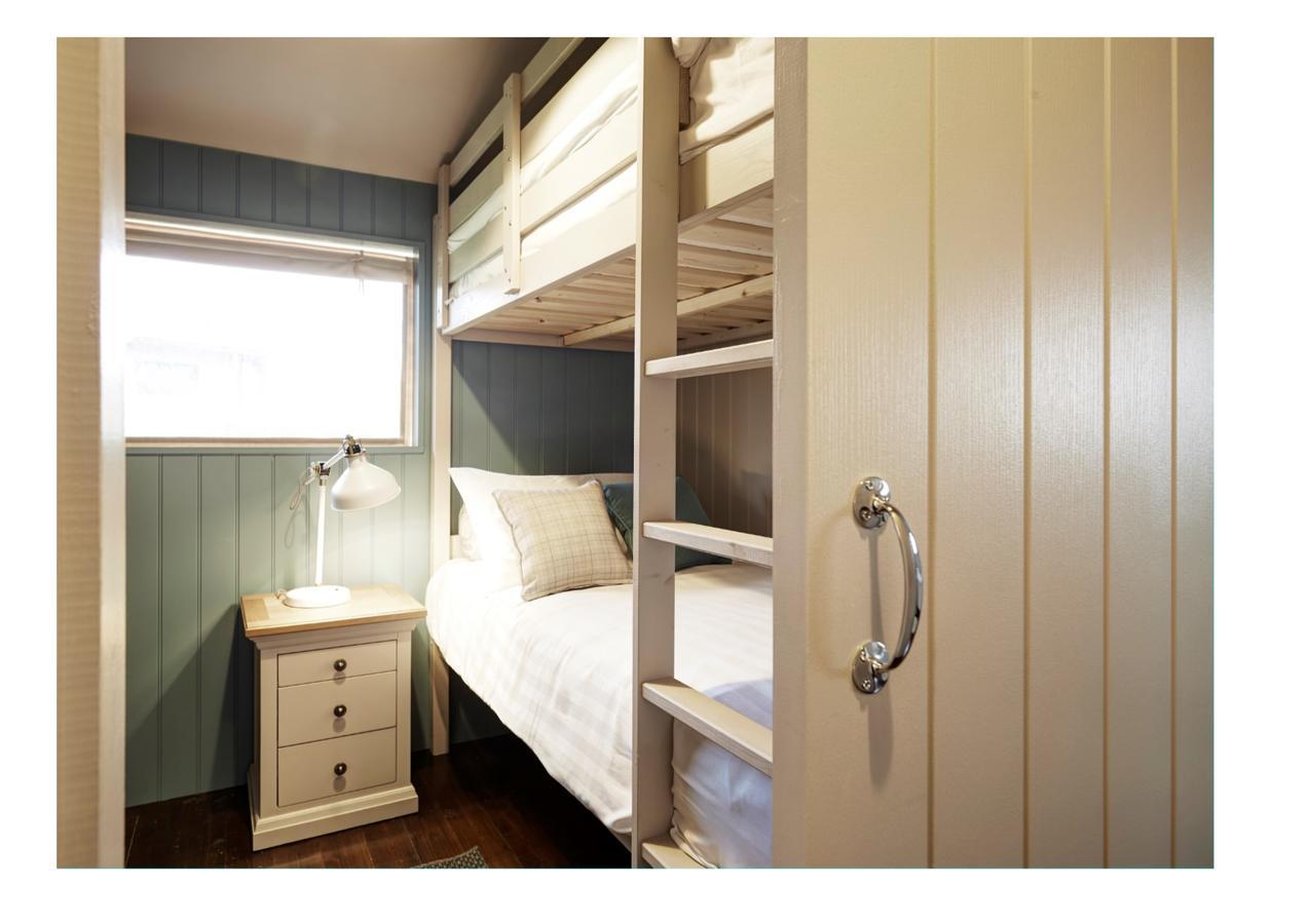 Love2Stay Glamping Resort Shrewsbury Ngoại thất bức ảnh