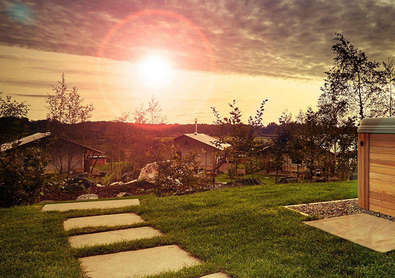 Love2Stay Glamping Resort Shrewsbury Ngoại thất bức ảnh