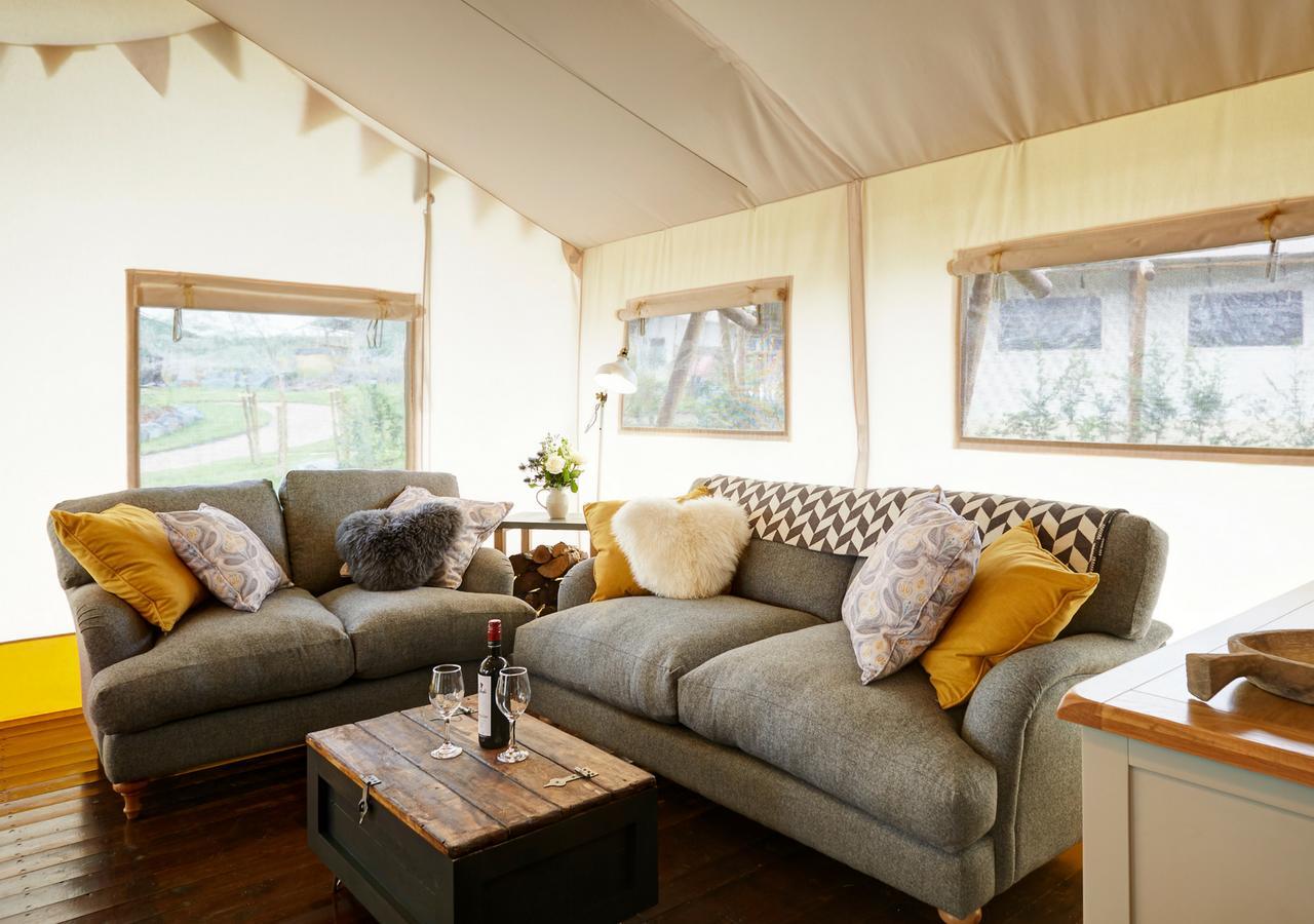 Love2Stay Glamping Resort Shrewsbury Ngoại thất bức ảnh